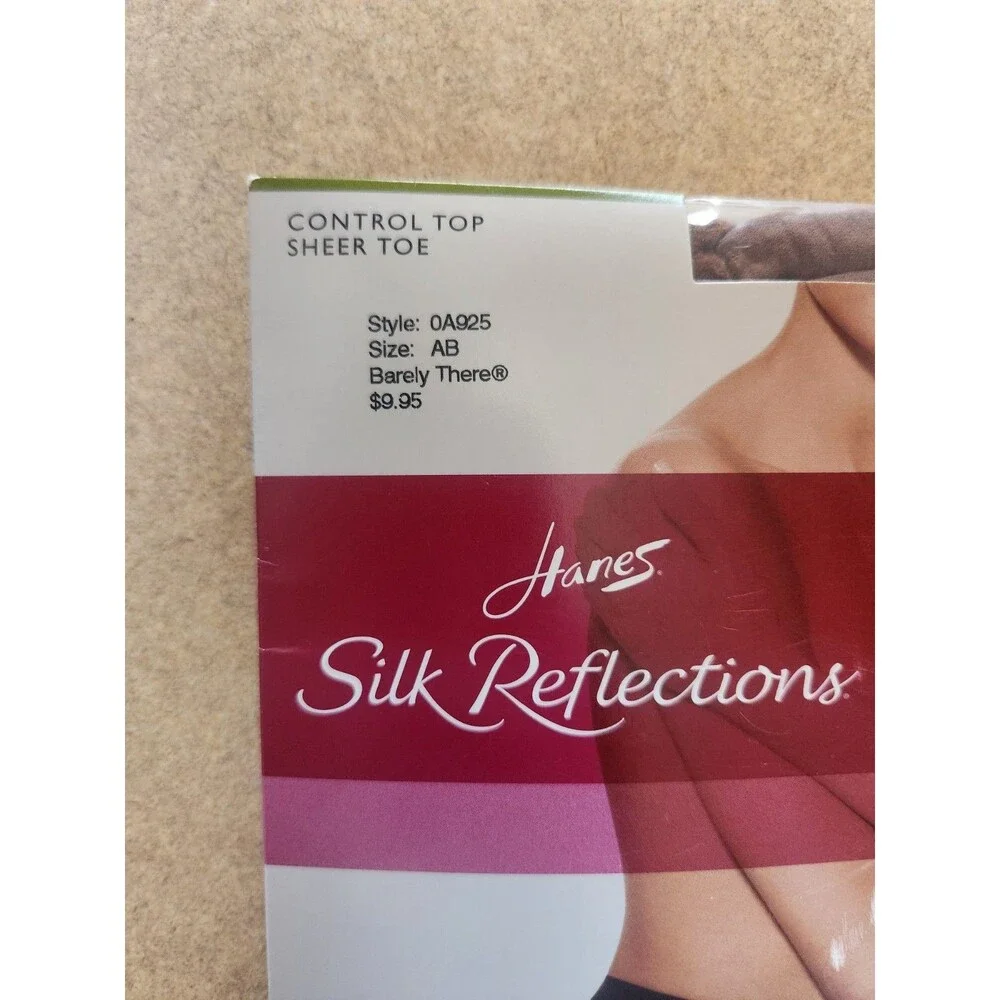 Hanes Silk Reflections Nylons Sheer Toe Control Top Barely There SZ AB 0A925